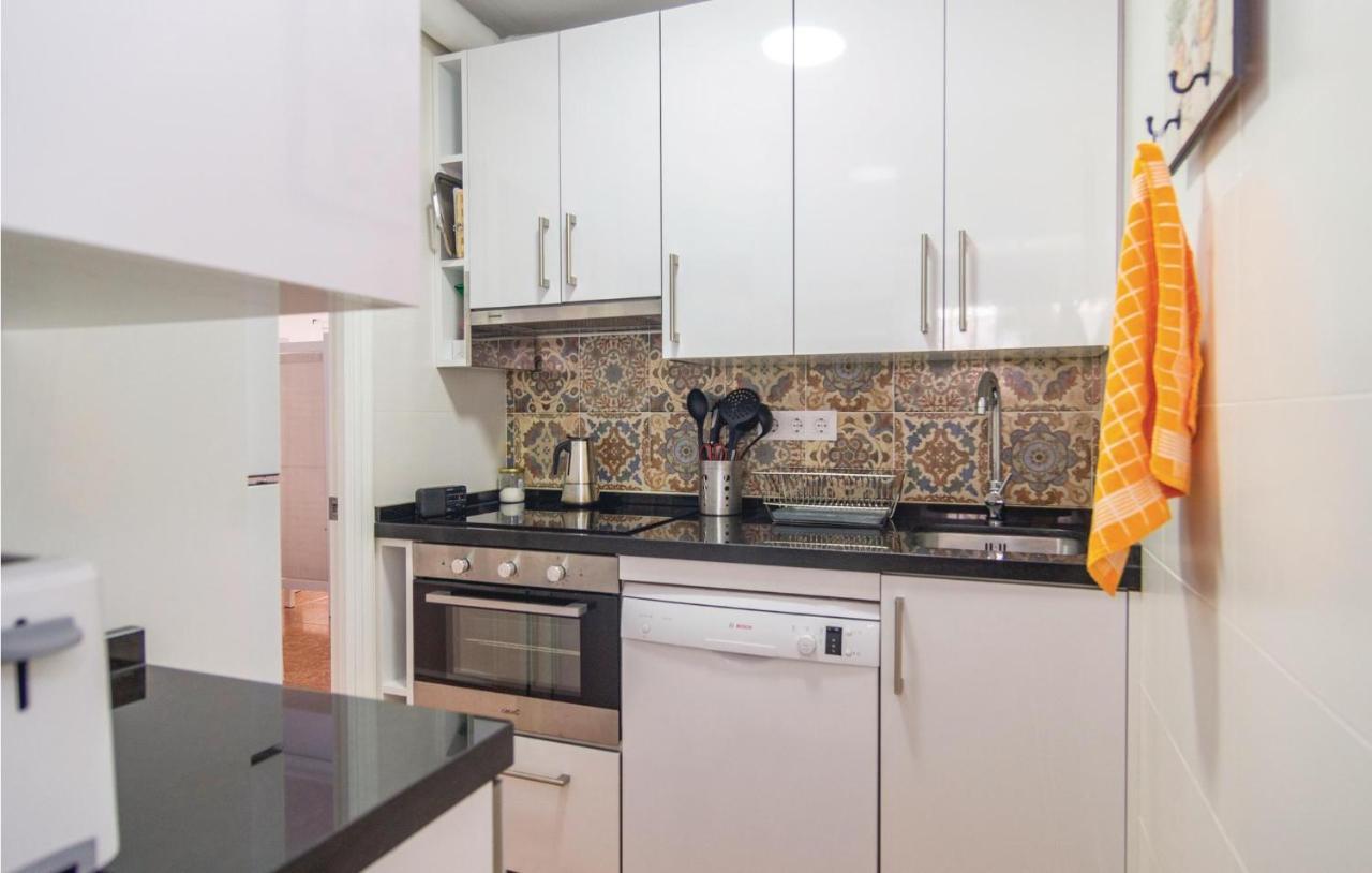 Stunning Apartment In Cordoba With Kitchen Exteriör bild